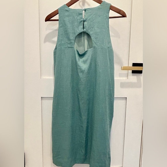 RW&Co linen blend shift dress. Size Med. Sea Green. NWT - Picture 3 of 7
